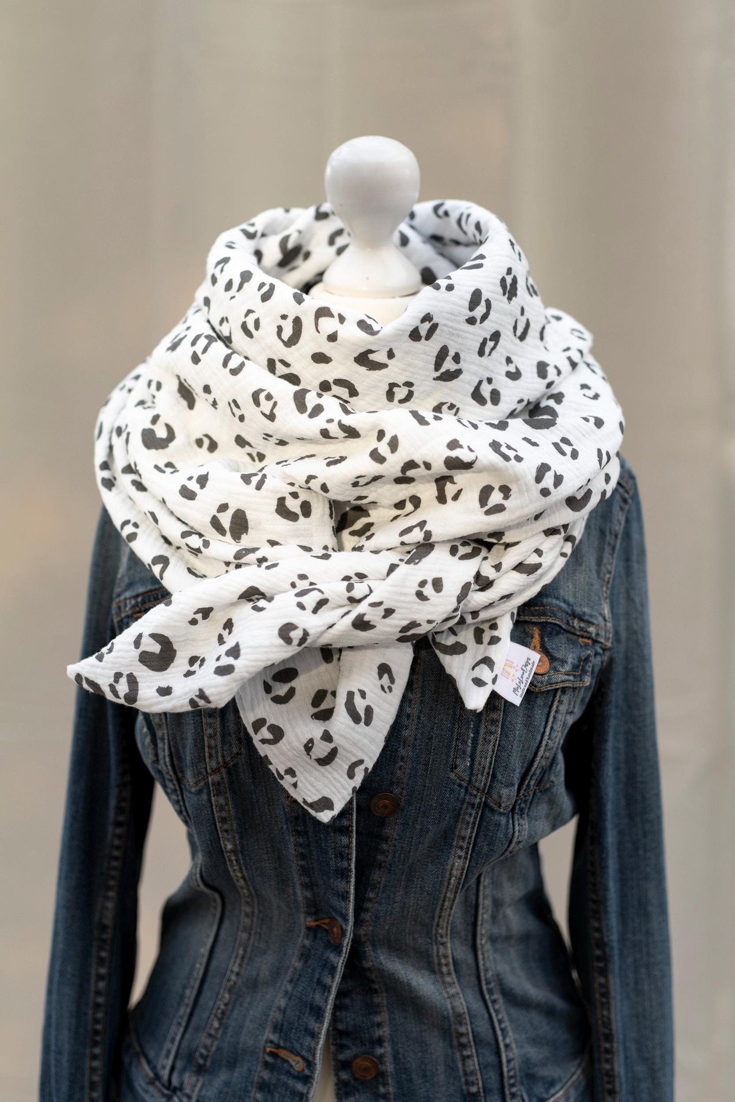 Musselin XXL Tuch Leopard Dreieckstuch weiß