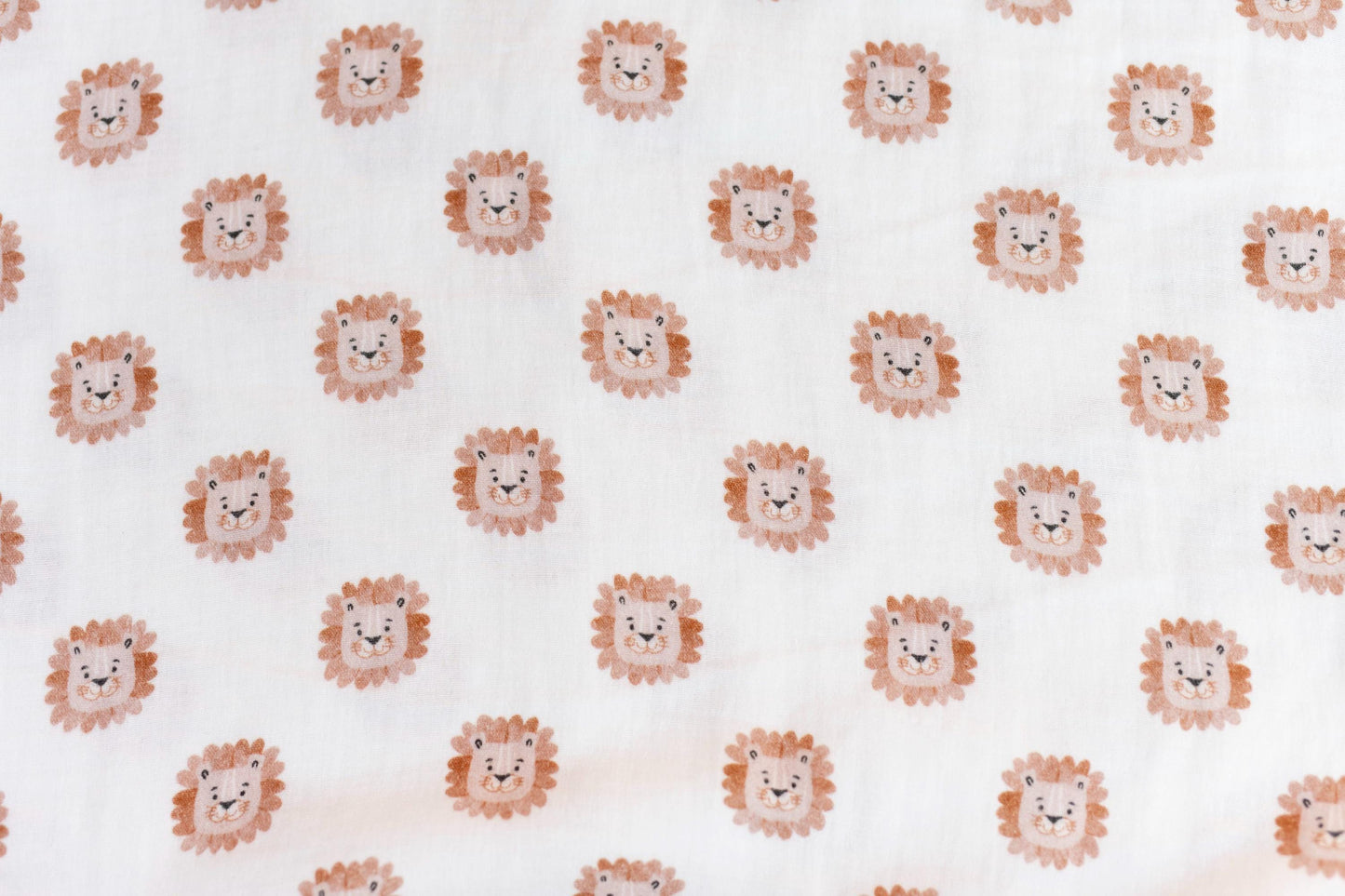 Musselin Stoff Löwe weiß